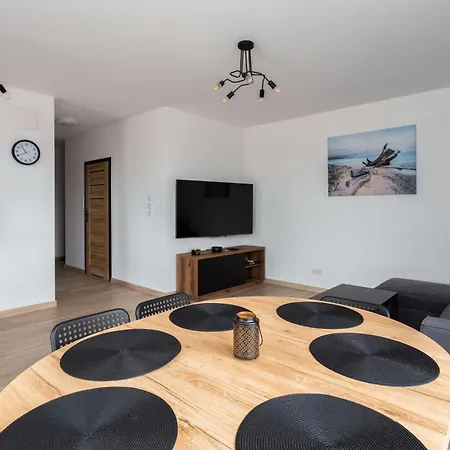 Sea Salt Spacious By Bookinghost Apartman