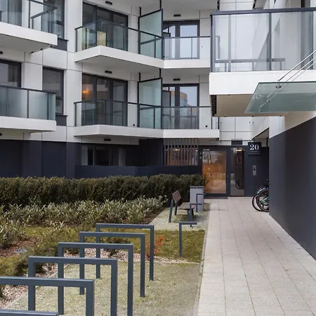 Sea Salt Spacious By Bookinghost شقة غدانسك